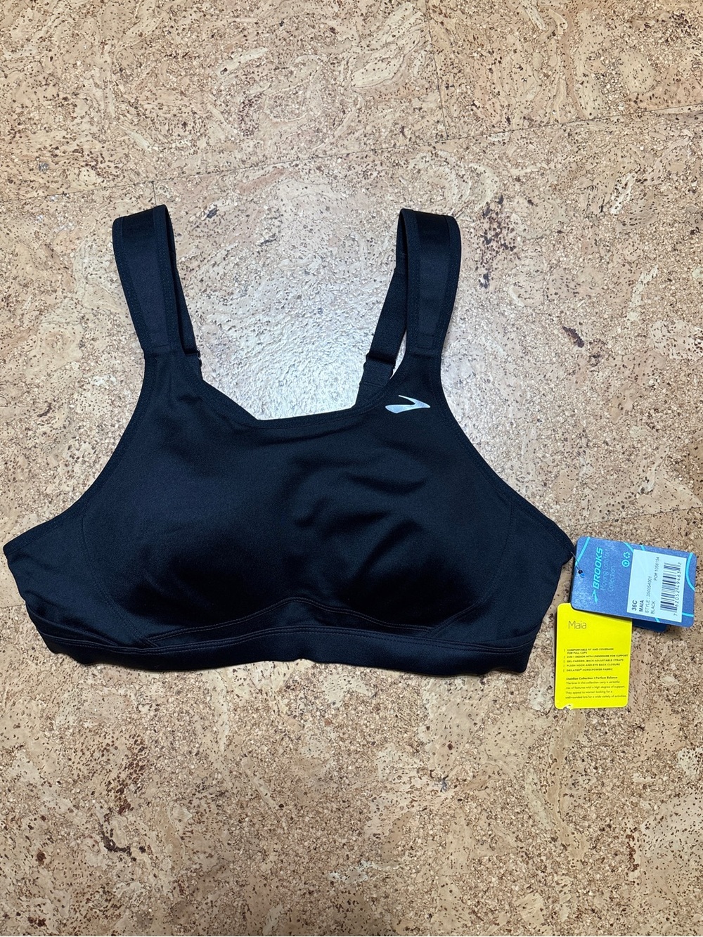 Brooks Maia Moving Comfort Bra NWT in Black Sz 36C